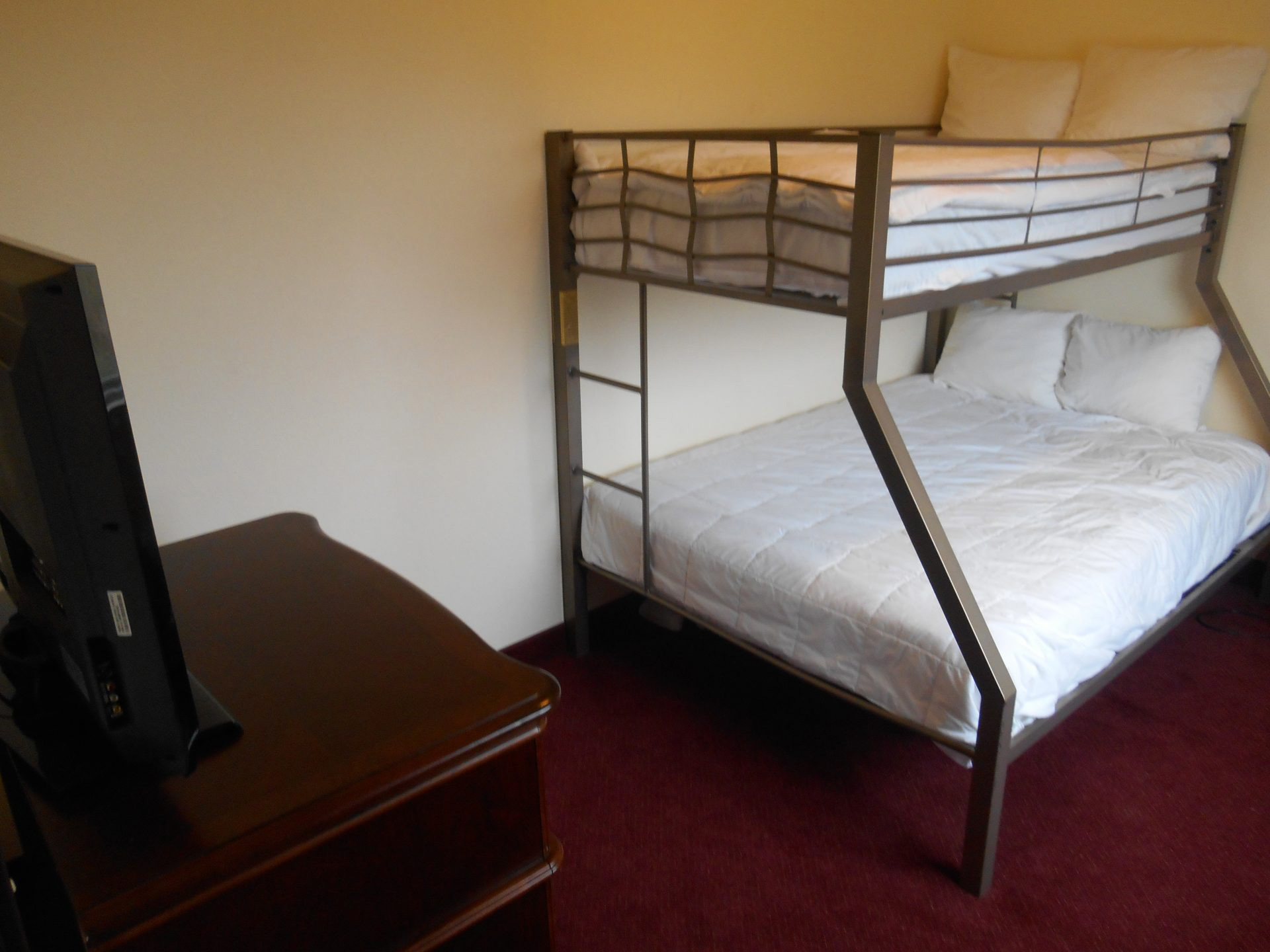 Room Suite Bunk-beds